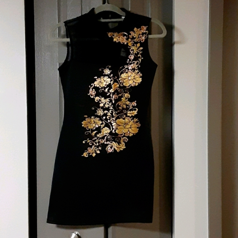 Mini dress, black with gold flowers